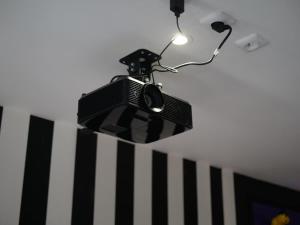 Suite Design #6#- Jacuzzi et Netflix-self check-in