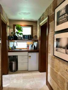 Stone 1Bedroom Cottage