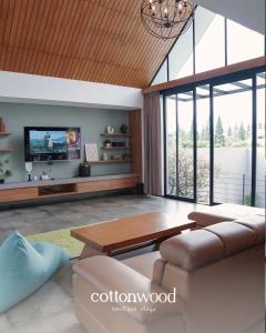 Cottonwood Villa Pavana - Heated pool Fitness LayarTancep200inch