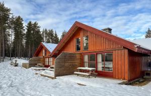 Stunning Apartment In Ljørdalen