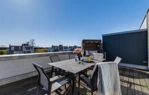 Von Manderley Baltic View