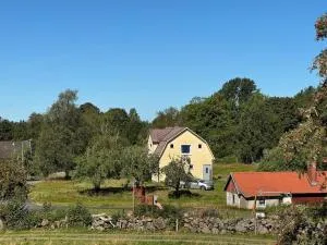 House with playground visit Isaberg and High Chaparral - Bolmsö