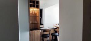 Hospedaje cerca Auditorio Telmex con AC