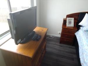 Platypus Heaven Waratah Waterfall Retreat Unit 3 Free Pay TV Free Bottle Wine