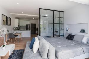 Karon Beach Hill View Appartment