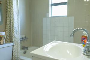 GpL 3321 Downtown Fort Myers Retreat