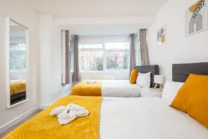 Stylish 2 Bedroom in Central Brighton with free parking near Beach and Train Station - 波茨莱德