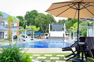 Crown of the Orient Beach Resort