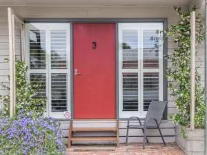 The Dickins - جيسبورن