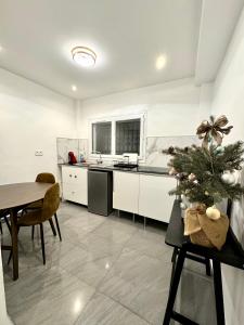 Cozy apartment with garden