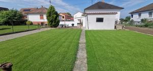 Maisons de vacances Maison avec jardin proche Europa-Park Rulantica Strasbourg Colmar : photos des chambres