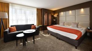 Executive Twin Room room in Best Western Plus Delta Park Hotel