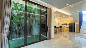 3BR Cozy Villa with Pool 4min to Finns and Beach