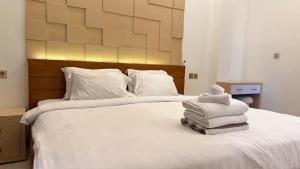 3BR Cozy Villa with Pool 4min to Finns and Beach