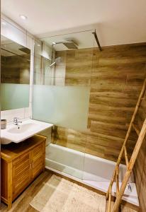 Appartements Appartement vue montagne au Royal Milan : photos des chambres