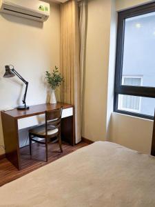 Cozy 2 bedrooms apartment To Ngoc Van