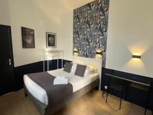 Hotels Hotel Saint Eloi : photos des chambres