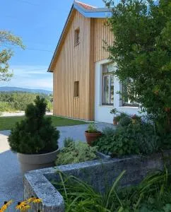 Mala Kmetija - 斯洛文尼亚科尼采