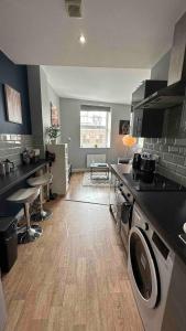 Spacious and homely city centre studio