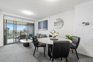 The Executive 1Bed-1Bath-1Car VIEWS - CBD
