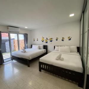 Subang New SemiD near Sunway Lagoon up to 16pax