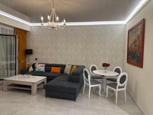 Apartament 3 camere Hanul piratilor