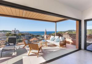 vue mer époustouflante plage village à pied