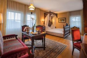 Schloßhotel Kurfürstliches Amtshaus Dauner Burg