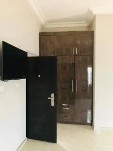 MJ furnished Apartment - Adiebaba