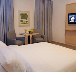 Golden Lotus hotel by Trend