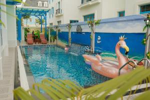 Chuỗi villa 7 Ngủ Sun feria 888 - bể bơi - BBQ -gần Bãi BIỂN BÃI CHÁY