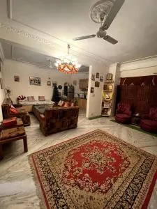 Majestic Valley - Barog