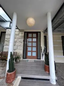 Dea's House Homestay - Blimbing