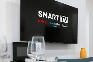 Hostdomus - Azure Loft FREE GARAGE