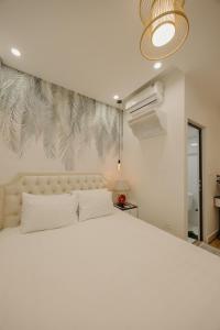 Morden Apt 3Br Old Quater Super Location 53HB