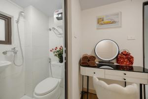 Morden Apt 3Br Old Quater Super Location 53HB