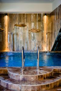 Hotels Le Hameau Des Pesquiers Ecolodge & Spa, Curio Collection By Hilton : photos des chambres