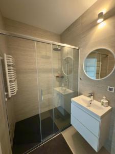 Apartament Diuna z dostępem do basenu, siłowni, hali sportowej, sauny