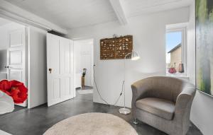 Nice Home In Sejerø With Wifi