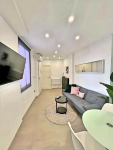 Excellent location Malaga centro historico 2 bed flat