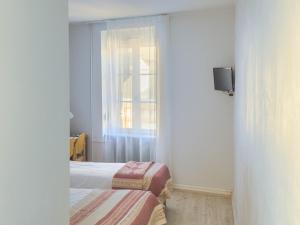 Hotels Logis Hotel Les Chardons Bleus RESTAURANT LE BISTROT DE LA MER : photos des chambres