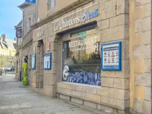 Logis Hôtel Les Chardons Bleus RESTAURANT LE BISTROT DE LA MER - 圣马丁德斯查