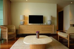 Azure Casa at Cinnamon Life Residence