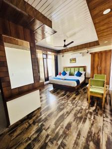 Hotel Royal Orbit By Arony Hospitality Dehradun