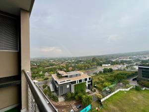 Deluxe fully furnished apartment in Menlyn Maine residence 1209