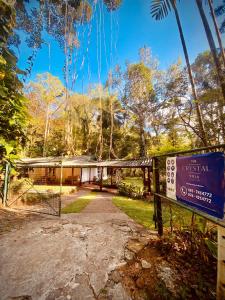 Crystal Villa Knuckles