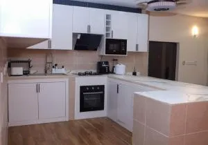 Judah Chaim Apartments - Ashaiman