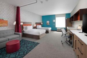 Studio Suite with Two Queen Beds room in Home2 Suites By Hilton Albuquerque Airport