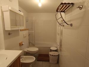 Appartement grand confort, terrasse sud, proche pistes, animaux et parking - FR-1-445-174