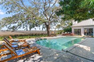 The Oak on the River - 2311 Ocean Rd - 4hvězdičkové hotely ve městě Ostrov Saint Simons